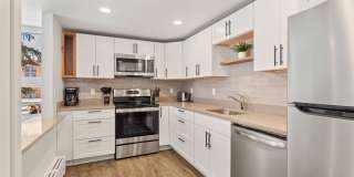 605 E Main Street unit: #7 Gallery 6
