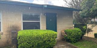 One bedroom close to TMH!!! Gallery 1