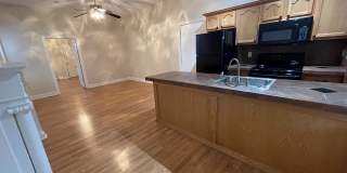 219 S Fairmount St, Apt 1 219 S Fairmount St, Apt 1 Gallery 1