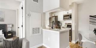 St. James Crossing Apartment Homes Gallery 14