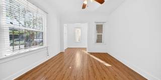 5225 De Longpre Ave. Gallery 8