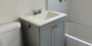 TWO BED ONE BATH APT ON CHESTNUT Gallery 5