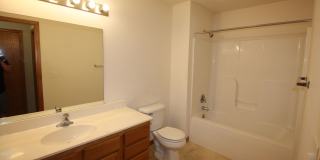 4219 Owl Creek Dr. - 3 Bedroom 2.5 Bath w/ a 2 car attached garage Gallery 13