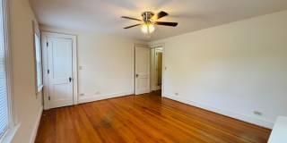 3 Bedroom 1.5 Duplex Gallery 19