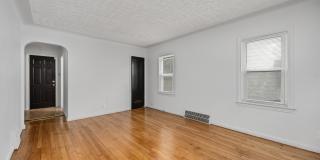 19121 Kingsville St Gallery 7