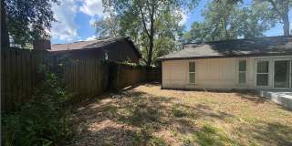 Rental Available in Arlington! Gallery 6