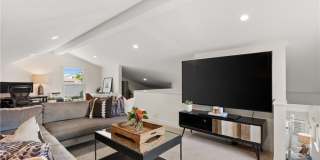 617 Acacia Avenue 1/2 Gallery 14