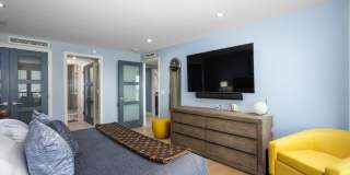 250 S Ocean Boulevard Gallery 16