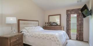 2250 Grove Dr Gallery 21