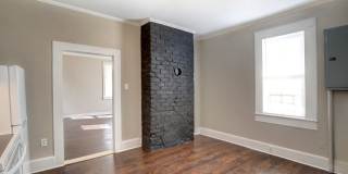 2425 Gallery 17