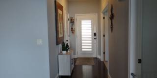 Luxury Condo for Rent Gallery 5