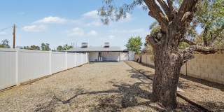 Beautifully Remodeled - Modern Duplex Gallery 27