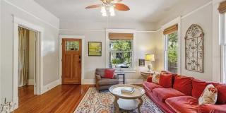 2 Bed 2 Bath House in Duckpond with 2 Car Garage! Gallery 8