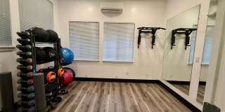 Gallery Condominiums - Downtown Kirkland Gallery 13