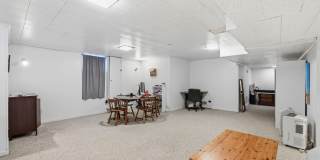 7322 EDMONSTON Road Gallery 42