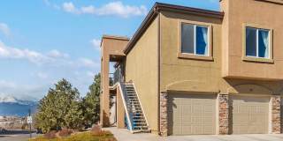 Immaculate 2 Bed 2 Bath Condo with Pikes Peak Views in D49!!! Gallery 1