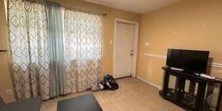 3854 Spring Garden St Gallery 21