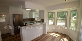 4-Bedroom Home – Renovated Kitchen and 4-Season Sunroom on a Corner Lot Gallery 10