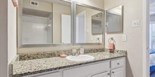 Glen at Highpoint Gallery 18