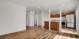 Move in ready unit on Fairway! Gallery 1