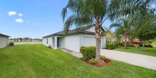 Stunning New construction home in North Fort Myers Gallery 3