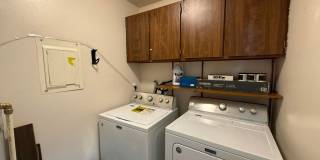 3 Bed 2 Bath Condo & Pool Access! Gallery 21
