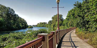 Broadway Place Gallery 12