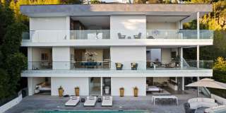 7080 Mulholland Dr Gallery 34