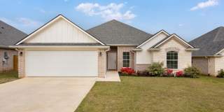 Gorgeous 4 bedroom in south Tyler Gallery 1