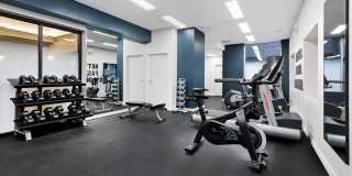 Reside at Belmont Harbor Gallery 18