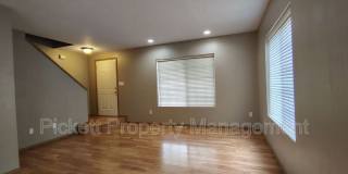 1108 NE Beaumont Ln Gallery 3