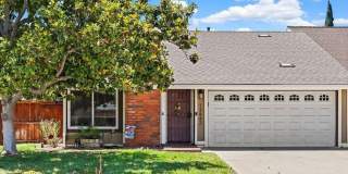 4 Bedroom Townhome in the Midland Grove Community of Poway Gallery 1
