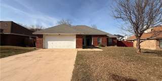 406 Diana Lane Gallery 1