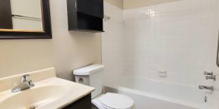 Eastgate Apartments Gallery 102
