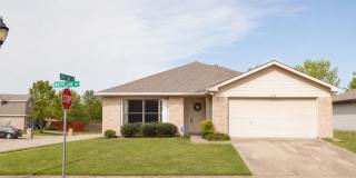 1118 Water Oak Way Gallery 1