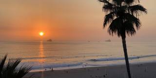 3616 The Strand Gallery 3