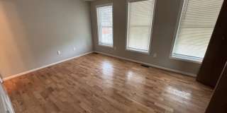 1511 Retreat Street Gallery 17