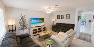 9262 Green Meadows Way Gallery 1