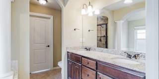 602 SW Barn Valley Road Gallery 27