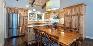 321 Ski Way Gallery 1