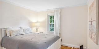 73 Beach Road Gallery 16