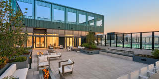 Hazel National Landing - Apartments & Townhomes Gallery 3