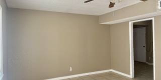 601 LOMALAND DR. Gallery 24