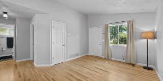 2 Bed/1 Bath Close to Buckley Space Force Gallery 7