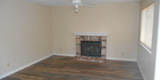 Wonderful 3 Bedroom home with 3 car garage. Gallery 4