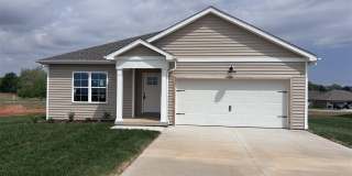 714 Calumet Circle Gallery 1