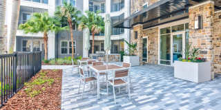 Tapestry Nona Gallery 24