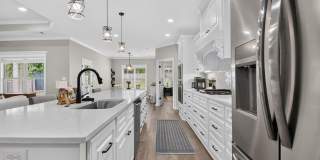 Fabulous Home in Miller's Glenn Gallery 9