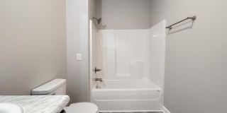 5170 Burlington Ave Gallery 17