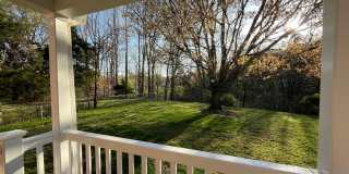 Charming Brick House off Fort Avenue Gallery 21